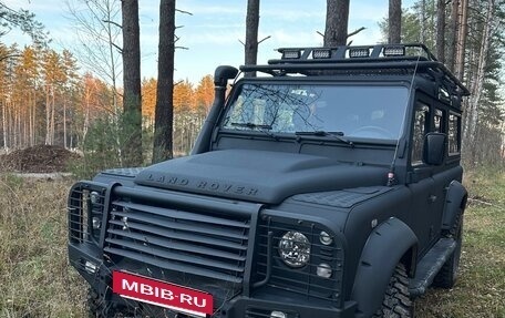 Land Rover Defender I, 2010 год, 2 499 000 рублей, 4 фотография