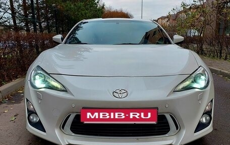 Toyota GT86 I, 2012 год, 2 390 000 рублей, 2 фотография