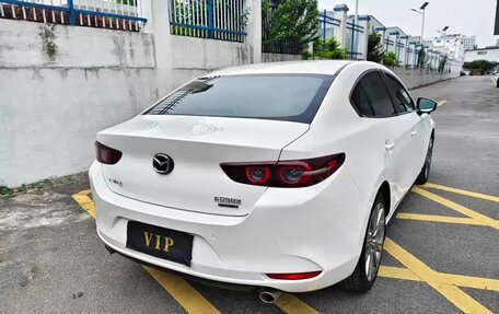 Mazda 3, 2021 год, 1 300 000 рублей, 4 фотография