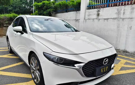 Mazda 3, 2021 год, 1 300 000 рублей, 3 фотография