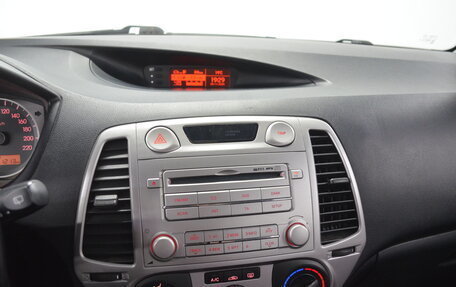 Hyundai i20 IB рестайлинг, 2010 год, 640 000 рублей, 11 фотография