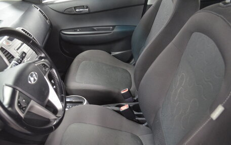 Hyundai i20 IB рестайлинг, 2010 год, 640 000 рублей, 9 фотография