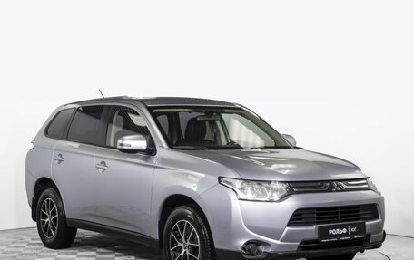 Mitsubishi Outlander III рестайлинг 3, 2013 год, 1 078 000 рублей, 3 фотография