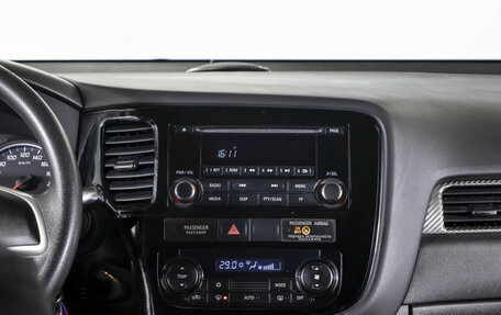 Mitsubishi Outlander III рестайлинг 3, 2013 год, 1 078 000 рублей, 14 фотография