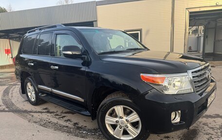 Toyota Land Cruiser 200, 2014 год, 2 800 000 рублей, 2 фотография