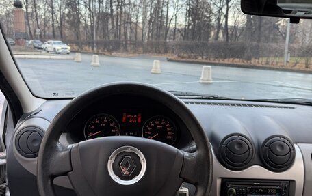 Renault Logan I, 2012 год, 548 000 рублей, 18 фотография