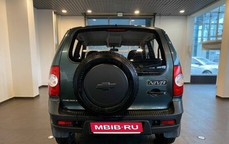 Chevrolet Niva I рестайлинг, 2011 год, 453 000 рублей, 4 фотография