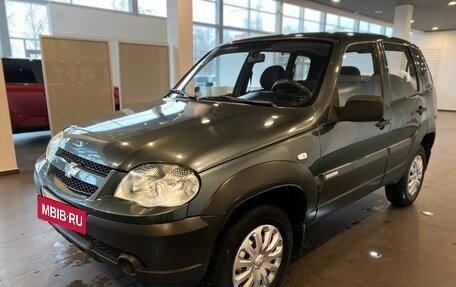 Chevrolet Niva I рестайлинг, 2011 год, 453 000 рублей, 7 фотография