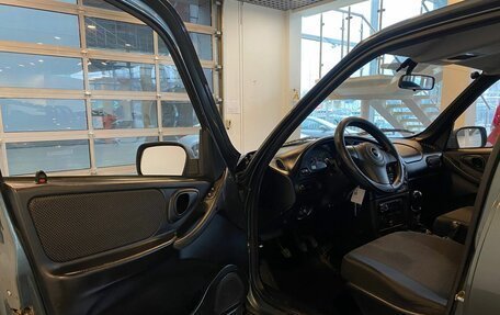 Chevrolet Niva I рестайлинг, 2011 год, 453 000 рублей, 20 фотография