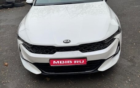 KIA K5, 2021 год, 3 280 000 рублей, 1 фотография