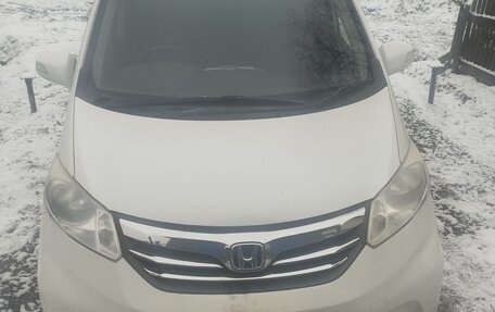 Honda Freed I, 2012 год, 800 000 рублей, 4 фотография