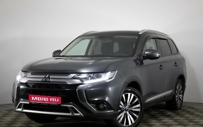 Mitsubishi Outlander III рестайлинг 3, 2019 год, 1 899 000 рублей, 1 фотография