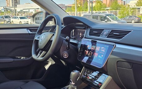 Skoda Superb III рестайлинг, 2025 год, 3 350 000 рублей, 17 фотография