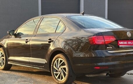 Volkswagen Jetta VI, 2017 год, 1 670 000 рублей, 3 фотография