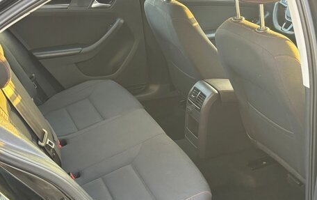 Volkswagen Jetta VI, 2017 год, 1 670 000 рублей, 14 фотография