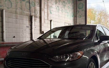 Ford Fusion (North America) II, 2020 год, 1 280 000 рублей, 2 фотография