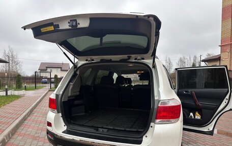 Toyota Highlander III, 2012 год, 2 500 000 рублей, 8 фотография