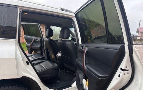 Toyota Highlander III, 2012 год, 2 500 000 рублей, 11 фотография