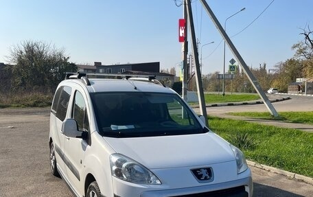 Peugeot Partner II рестайлинг 2, 2012 год, 1 150 000 рублей, 1 фотография
