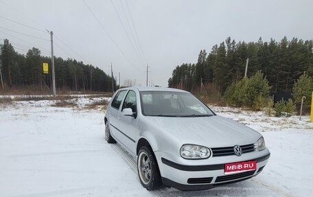 Volkswagen Golf IV, 2000 год, 305 000 рублей, 1 фотография