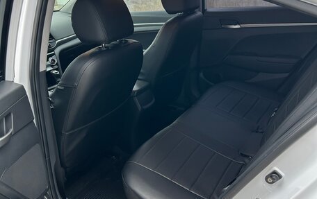 Hyundai Elantra VI рестайлинг, 2019 год, 1 476 000 рублей, 7 фотография