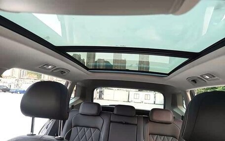 Volkswagen Tiguan II, 2023 год, 2 300 000 рублей, 9 фотография