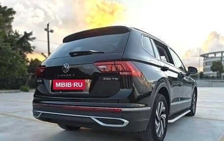 Volkswagen Tiguan II, 2023 год, 2 300 000 рублей, 5 фотография