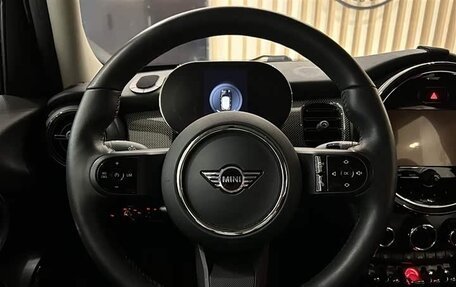 MINI Clubman, 2021 год, 2 150 000 рублей, 4 фотография