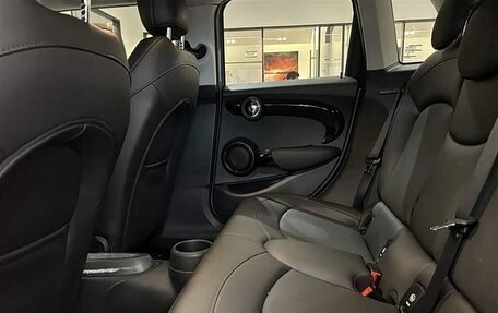 MINI Clubman, 2021 год, 2 150 000 рублей, 9 фотография