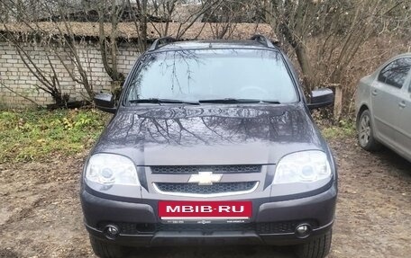 Chevrolet Niva I рестайлинг, 2013 год, 450 000 рублей, 2 фотография