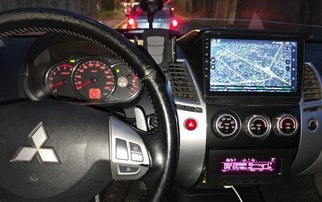 Mitsubishi Pajero Sport II рестайлинг, 2015 год, 1 700 000 рублей, 15 фотография