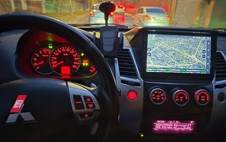 Mitsubishi Pajero Sport II рестайлинг, 2015 год, 1 700 000 рублей, 14 фотография