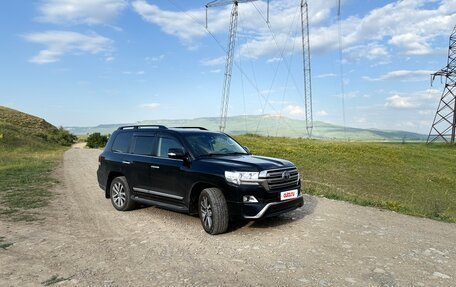 Toyota Land Cruiser 200, 2016 год, 6 170 000 рублей, 16 фотография