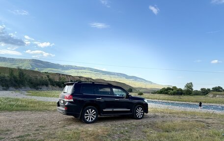 Toyota Land Cruiser 200, 2016 год, 6 170 000 рублей, 19 фотография