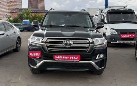 Toyota Land Cruiser 200, 2016 год, 6 170 000 рублей, 30 фотография