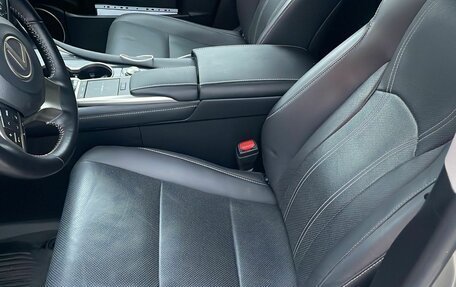 Lexus RX IV рестайлинг, 2021 год, 5 900 000 рублей, 8 фотография