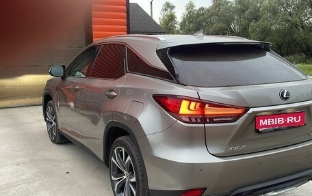 Lexus RX IV рестайлинг, 2021 год, 5 900 000 рублей, 5 фотография