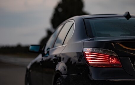 BMW 5 серия, 2008 год, 1 550 000 рублей, 10 фотография