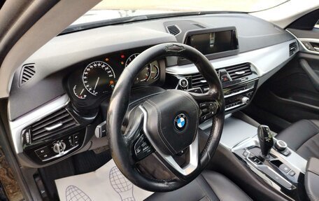 BMW 5 серия, 2018 год, 2 201 900 рублей, 6 фотография