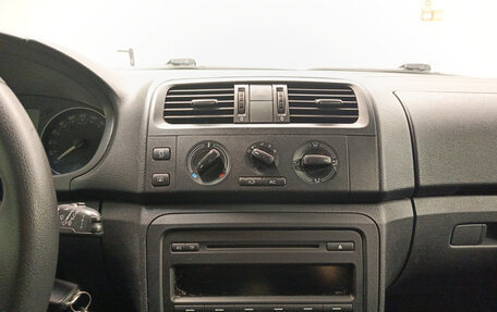 Skoda Roomster, 2014 год, 750 000 рублей, 18 фотография