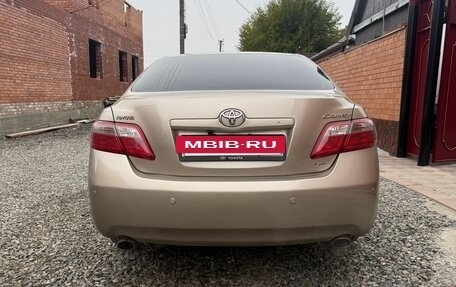 Toyota Camry, 2008 год, 1 020 000 рублей, 2 фотография