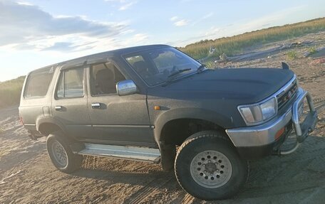 Toyota Hilux Surf III рестайлинг, 1992 год, 590 000 рублей, 4 фотография