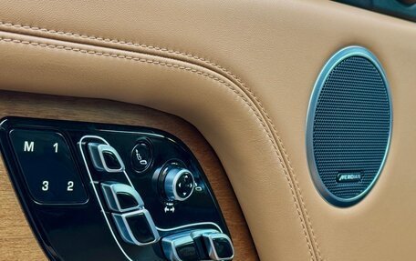 Land Rover Range Rover IV рестайлинг, 2018 год, 5 950 000 рублей, 16 фотография