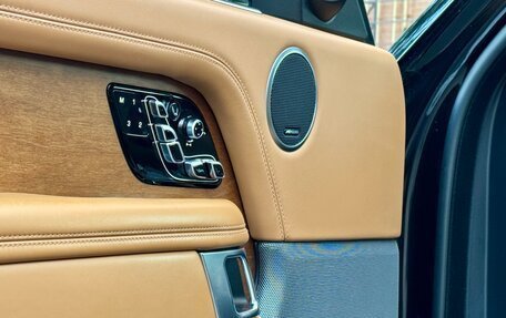 Land Rover Range Rover IV рестайлинг, 2018 год, 5 950 000 рублей, 17 фотография