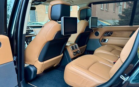 Land Rover Range Rover IV рестайлинг, 2018 год, 5 950 000 рублей, 27 фотография