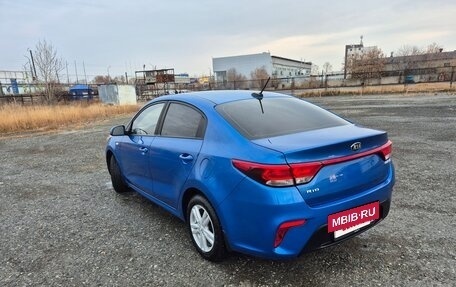 KIA Rio IV, 2017 год, 959 999 рублей, 2 фотография