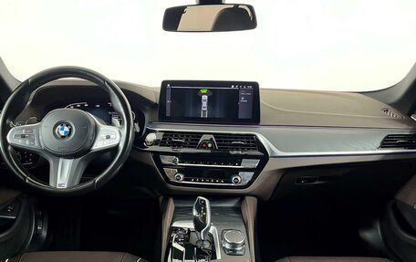 BMW 5 серия, 2023 год, 5 299 000 рублей, 15 фотография