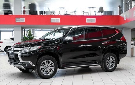 Mitsubishi Pajero Sport III рестайлинг, 2018 год, 2 449 000 рублей, 1 фотография