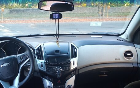 Chevrolet Cruze II, 2013 год, 670 000 рублей, 5 фотография