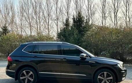 Volkswagen Tiguan II, 2021 год, 1 870 000 рублей, 7 фотография